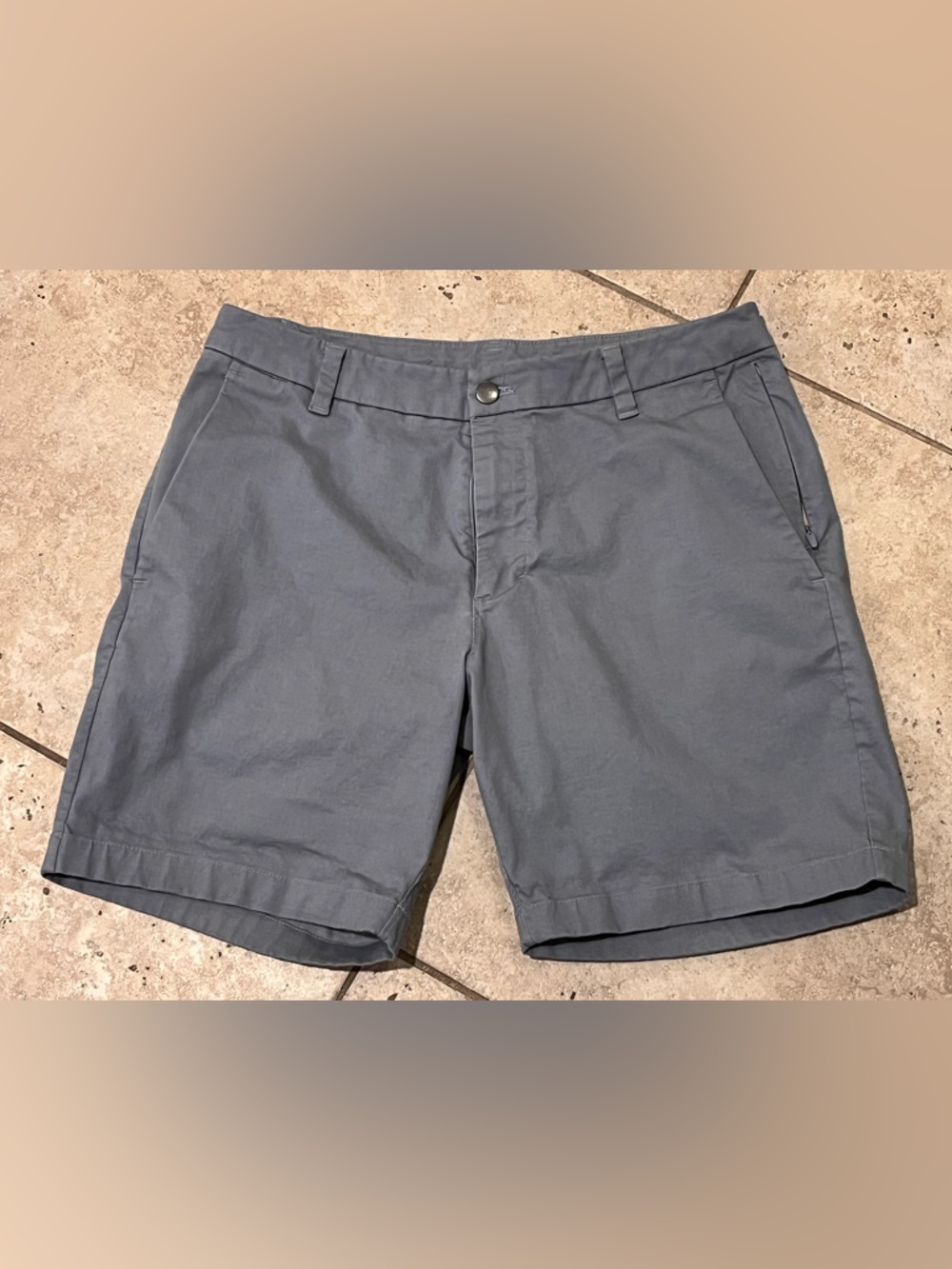 Lululemon Mens Commission Short 7" Blue Gray Chino Shorts Size 32 Cotton EUC